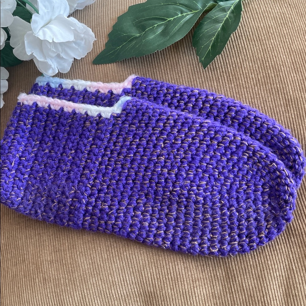 Handmade Crochet Slippers Size 8 9 Purple Cozy Pastel Trim Loungewear New